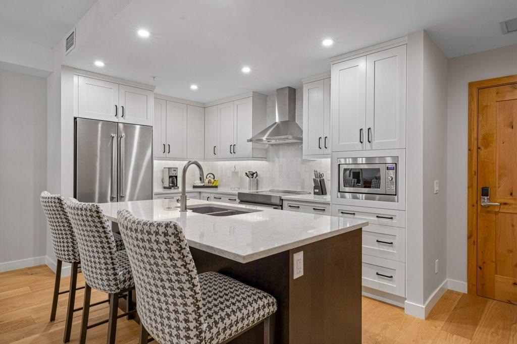Modern BergTraum kitchen